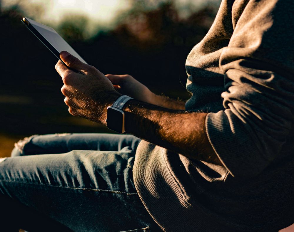 acef activites michal biernat k0S8FWqOANg unsplash
